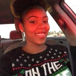 Meet your Posher, Antonia